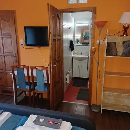 Eva Apartmanhaz Guest house *