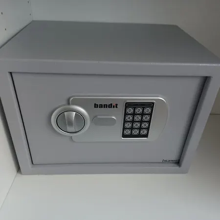 Eva Apartmanhaz *