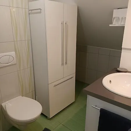 בית הארחה Eva Apartmanhaz 4*