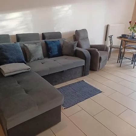 בית הארחה Eva Apartmanhaz אגר