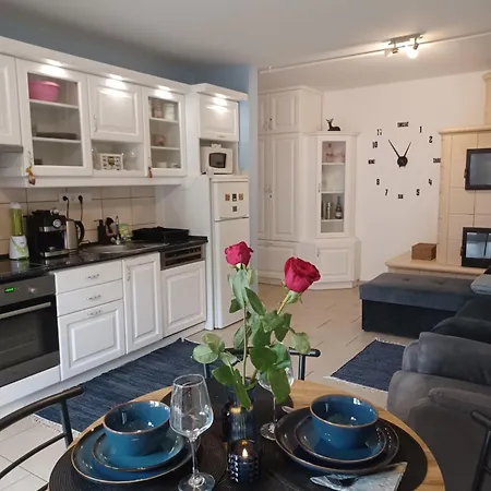 Eva Apartmanhaz בית הארחה