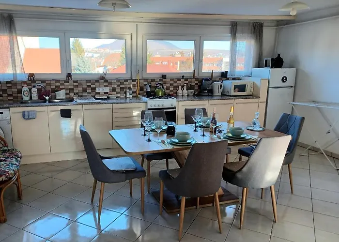 Pensiune Eva Apartmanhaz 4*